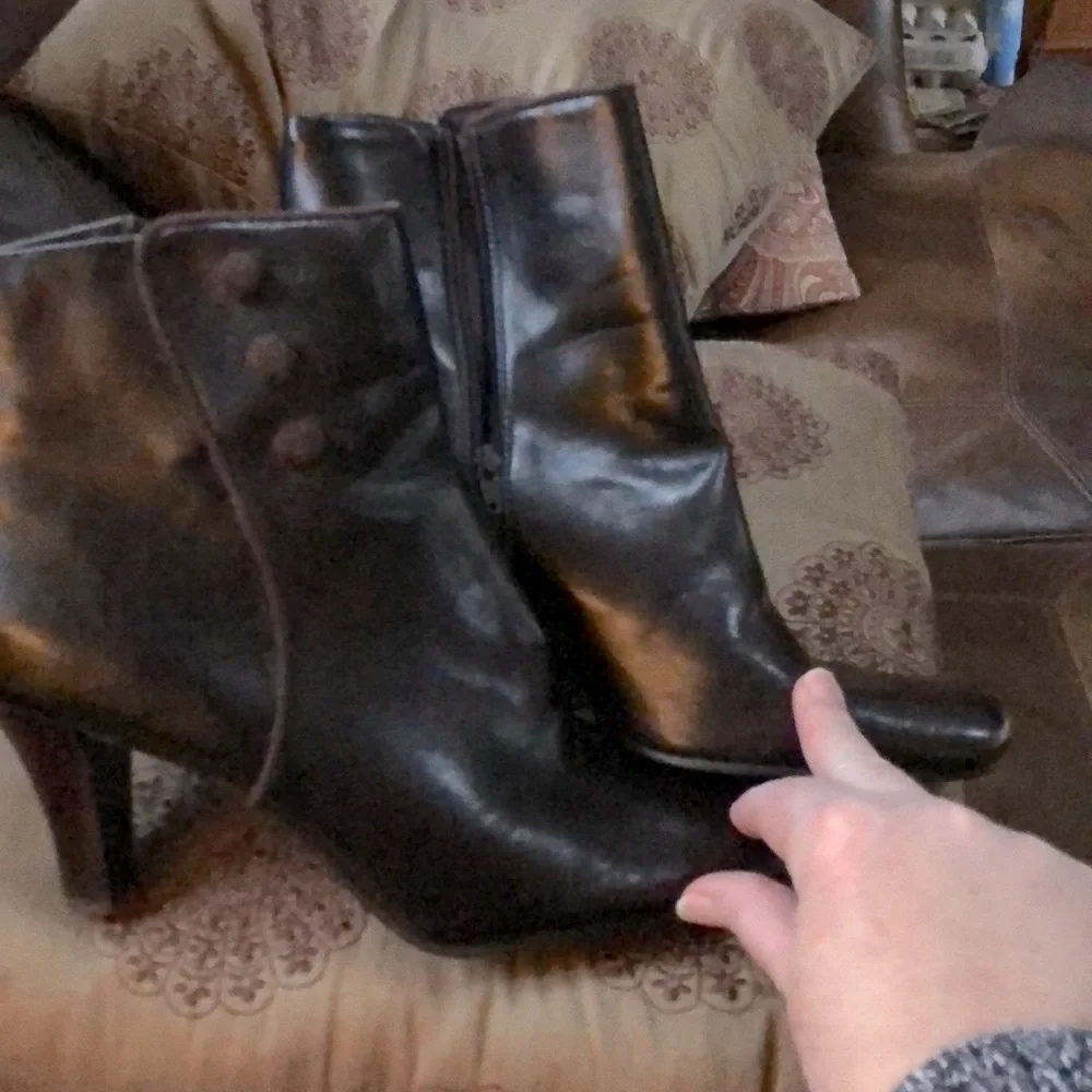 Brown heeled ankle boots